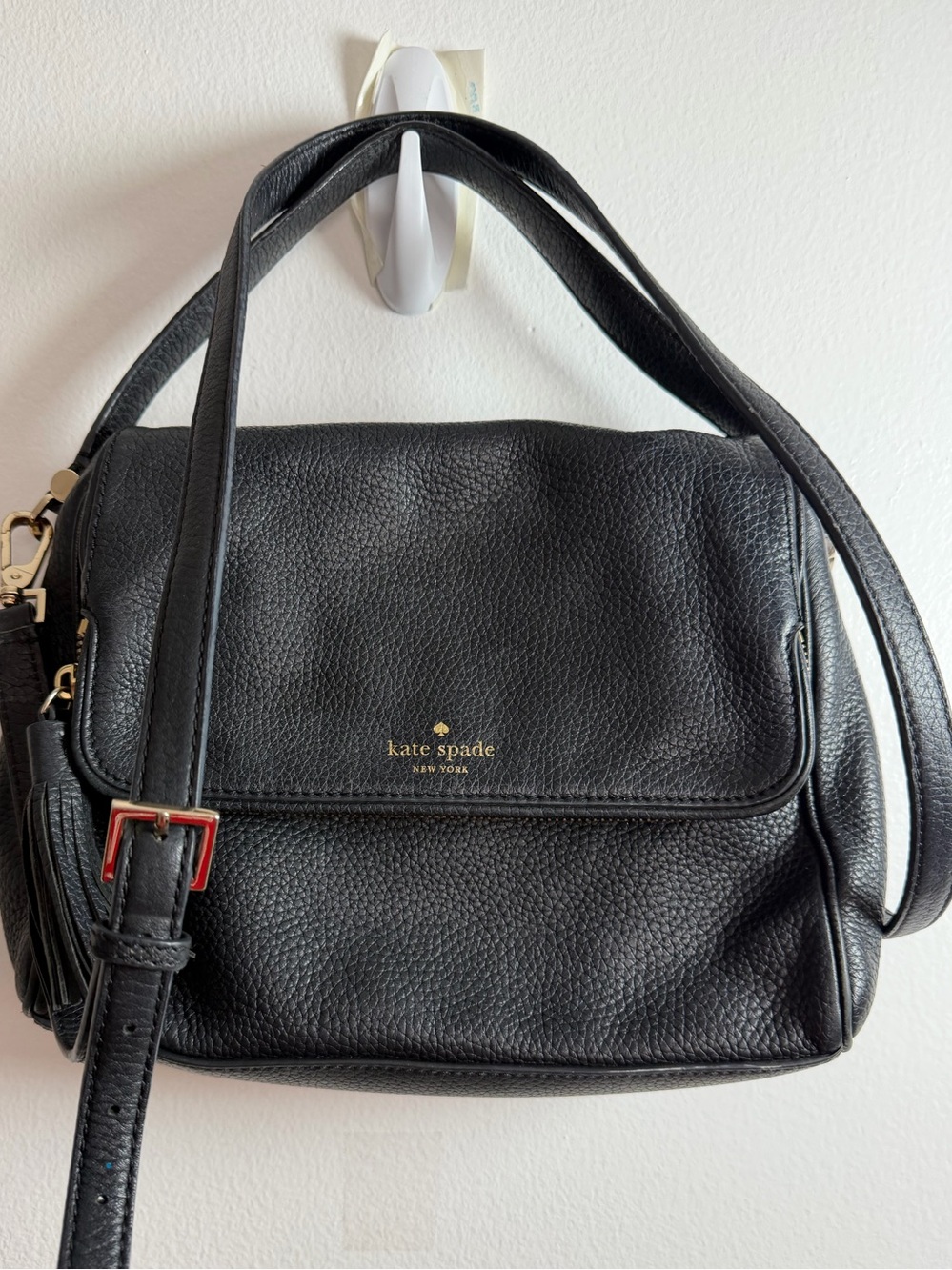 Kate Spade Chester Street Black Pebbled Leather Crossbody bag Satchel Tassel - Picture 6 of 14